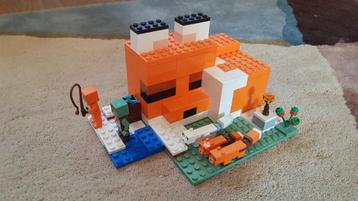 Lego Minecraft 21178 - De Vossenburcht beschikbaar voor biedingen
