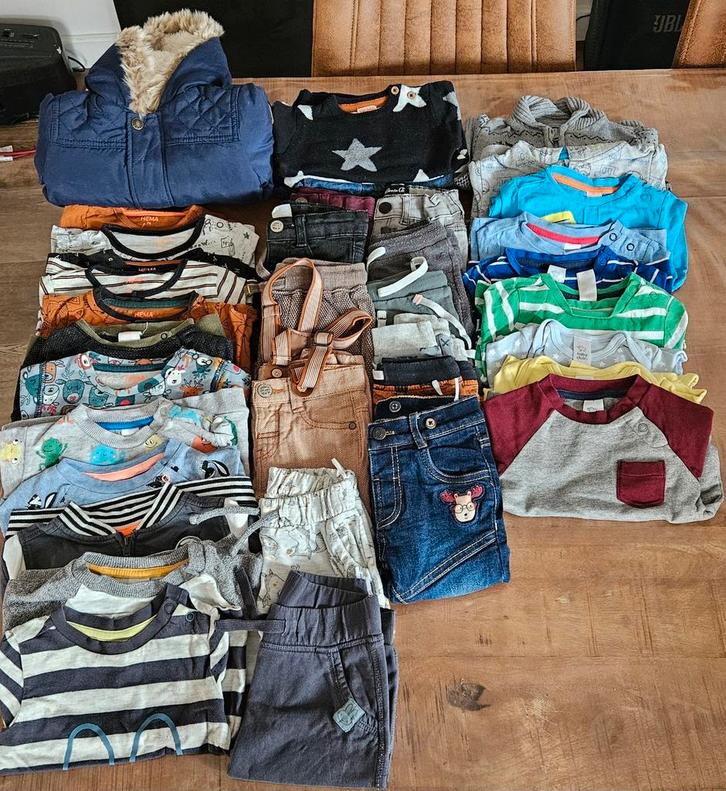 Groot kledingpakket jongens maat 74, Kinderen en Baby's, Kinderkleding | Kinder-kledingpakketten, Zo goed als nieuw, Overige maten