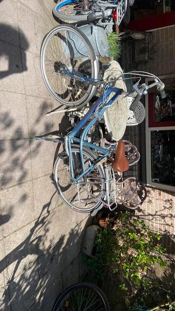 Merk Giant damesfiets fiets dames 28 inch degelijke stevige beschikbaar voor biedingen