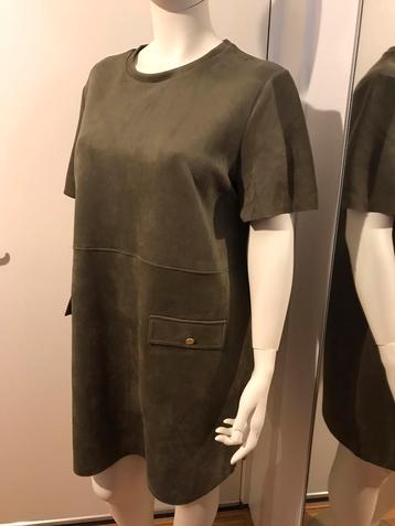 Legergroen suède look korte jurk korte mouw oto 69cm 50/52 beschikbaar voor biedingen