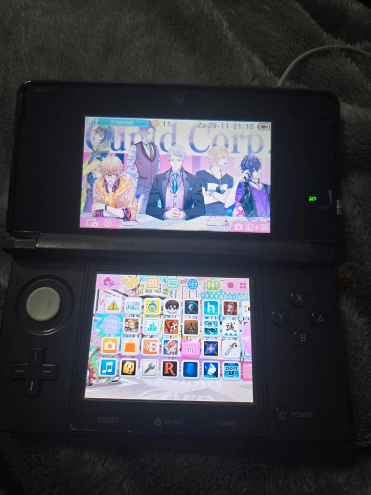 Nintendo 3DS - Jailbroken - Met honderden spellen, Spelcomputers en Games, Spelcomputers | Nintendo 2DS en 3DS, Gebruikt, 3DS