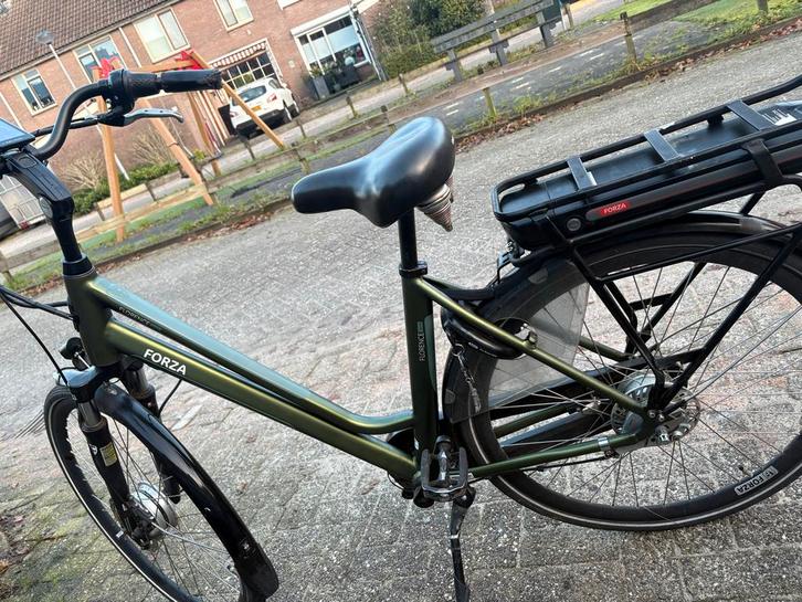Forza Florence E-bike - ZSM WEG AUB!, Fietsen en Brommers, Elektrische fietsen, Zo goed als nieuw, Overige merken, 30 tot 50 km per accu