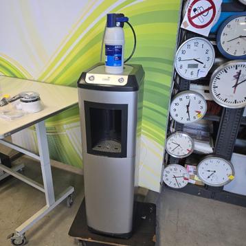 waterkoeler OASIS  waterdispenser  beschikbaar voor biedingen