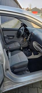 Kia Picanto 1.0 2005 Grijs weinig kilometers, Auto's, Voorwielaandrijving, 836 kg, 31 €/maand, 4 cilinders