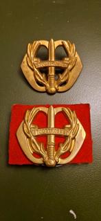 Baretemblemen stoottroepen, Verzamelen, Ophalen of Verzenden, Landmacht, Nederland, Embleem of Badge