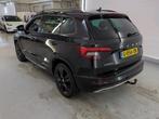 Skoda Karoq 1.5 TSI ACT 150pk Automaat Sportline Business |, Auto's, Skoda, 65 €/maand, Stof, 4 cilinders, Zwart