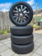 Mercedes Benz origineel nieuw A/B en CLA velgen banden, Auto-onderdelen, Banden en Velgen, 16 inch, Nieuw, Band(en), Zomerbanden