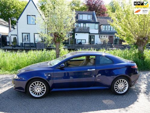 Alfa Romeo GT 2.0 JTS Distinctive Opknapper Zo meenemen Lede, Auto's, Alfa Romeo, Bedrijf, Te koop, GT, ABS, Airbags, Airconditioning