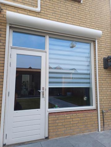 Raam/ deur kozijn  beschikbaar voor biedingen
