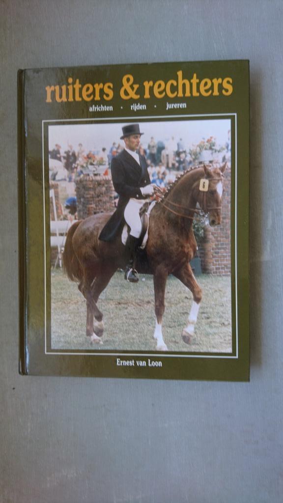 Ruiters en rechters, Boeken, Dieren en Huisdieren, Gelezen, Paarden of Pony's, Ophalen of Verzenden