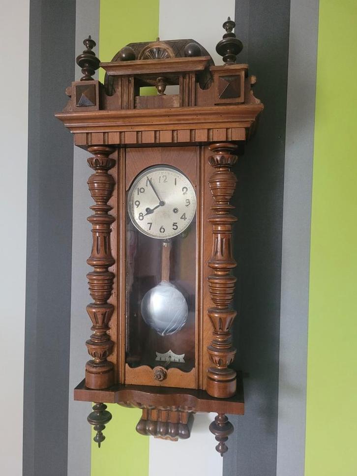 Antieke paardjesklok wandklok, Antiek en Kunst, Antiek | Klokken, Ophalen of Verzenden