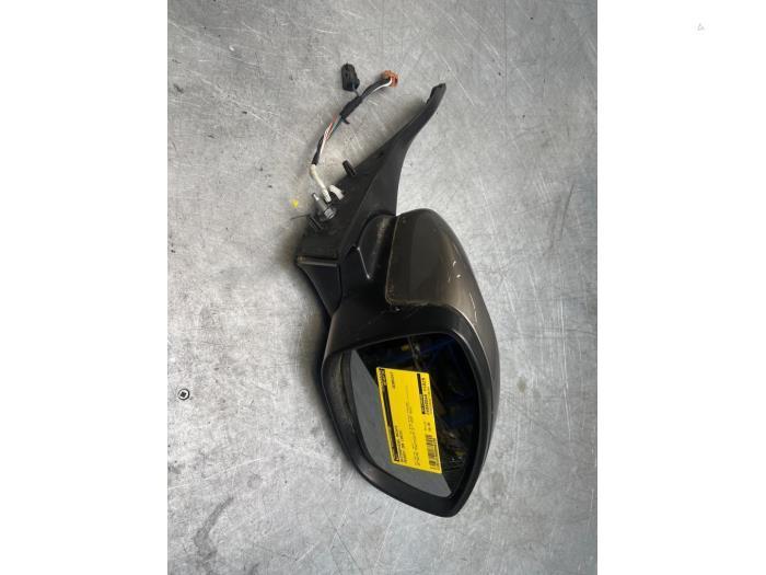 Buitenspiegel rechts van een Peugeot 208, Auto-onderdelen, Spiegels, Peugeot, Gebruikt, 3 maanden garantie, Ophalen of Verzenden