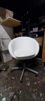 Gratis. burostoel, ordners, pallets, etc, Ophalen