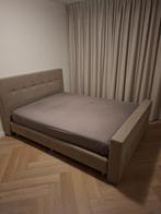 Twee persoons boxspring, Huis en Inrichting, Slaapkamer | Bedden, Tweepersoons, Ophalen of Verzenden, Zo goed als nieuw, 200 cm