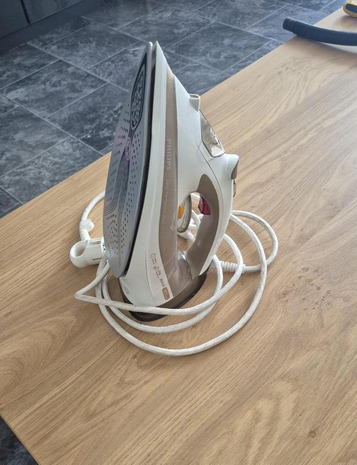 Strijkijzer Philips Azur Performer Plus + Grote strijkplank, Witgoed en Apparatuur, Strijkijzers en Strijkplanken, Zo goed als nieuw