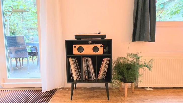 WOOOD James Nachtkast

LP KASTJE, Huis en Inrichting, Kasten | Vitrinekasten, Gebruikt, Minder dan 100 cm, 50 tot 100 cm, 25 tot 50 cm