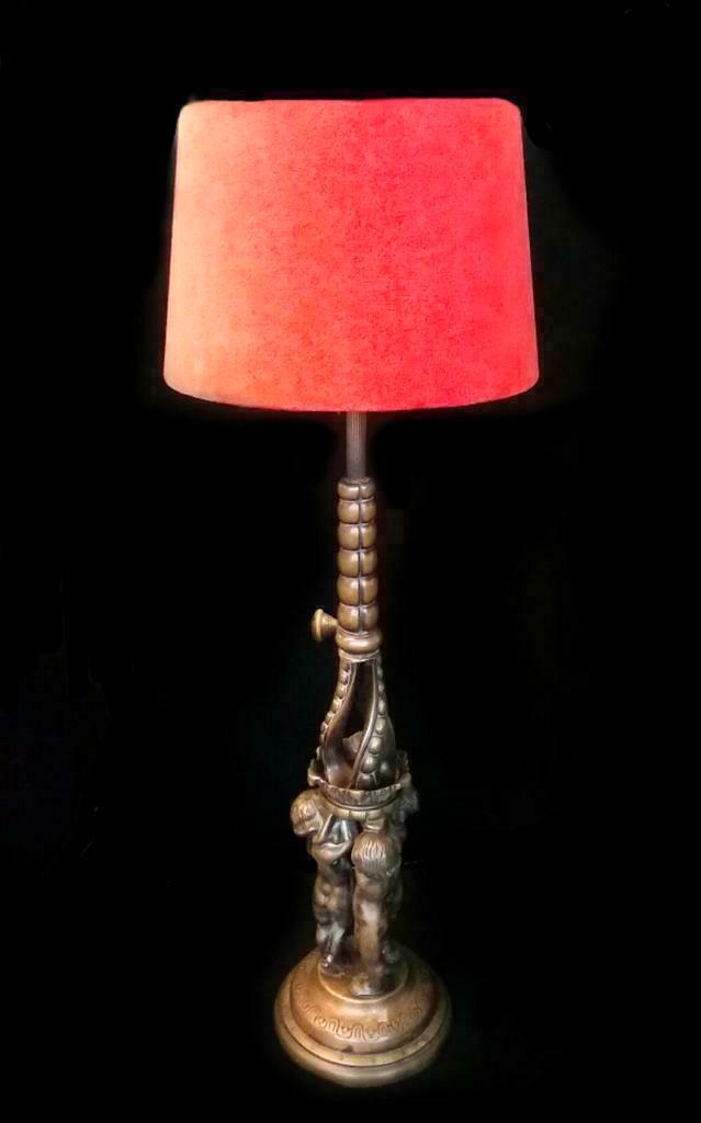 Antiek bronzen tafellamp Drie puttis Tutti lamp Cupid lamp, Antiek en Kunst, Antiek | Lampen, Ophalen of Verzenden