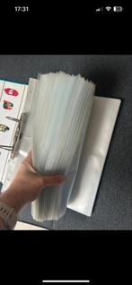 Volle verzamelmap met insteekhoezen, Ophalen of Verzenden, Nederland