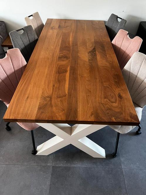 Eettafel massief notenhout, Huis en Inrichting, Tafels | Eettafels, Gebruikt, 100 tot 150 cm, 200 cm of meer, Vijf personen of meer