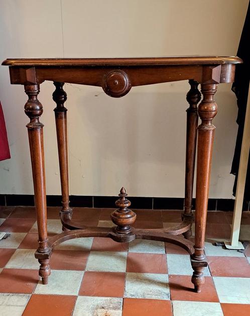 Antiek side tafel ,style Louis XVI, Antiek en Kunst, Antiek | Meubels | Tafels, Ophalen
