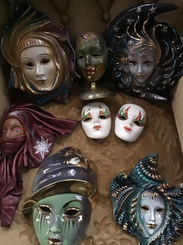 Diverse Stenen Maskers + Messing Masker, Antiek en Kunst, Kunst | Overige Kunst, Ophalen