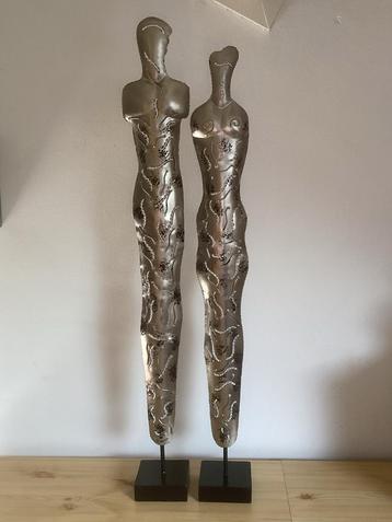 Metalen Beelden Man & Vrouw - 90cm beschikbaar voor biedingen