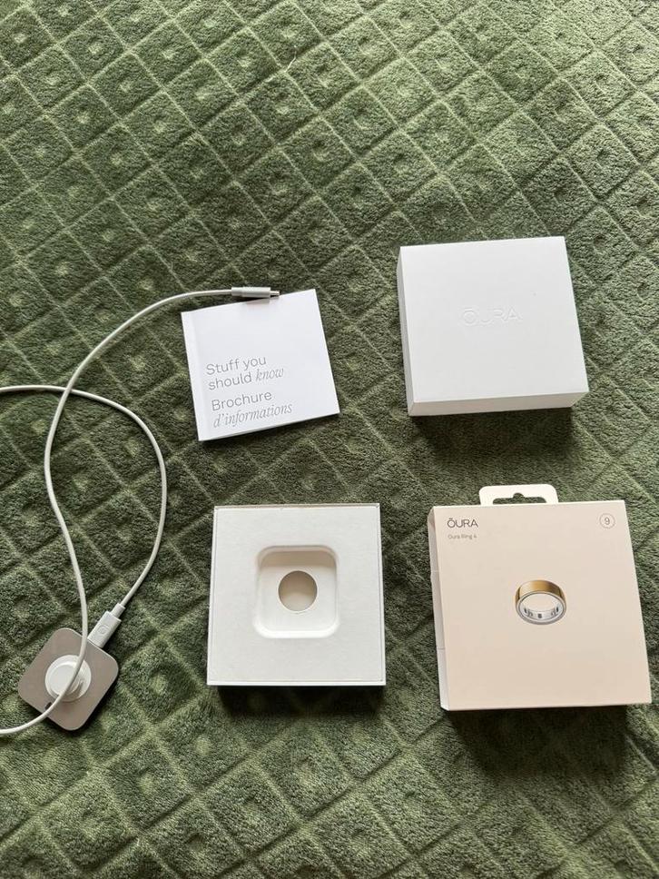 Oura ring 4 goud maat 9, Hobby en Vrije tijd, Elektronica-componenten, Zo goed als nieuw, Ophalen