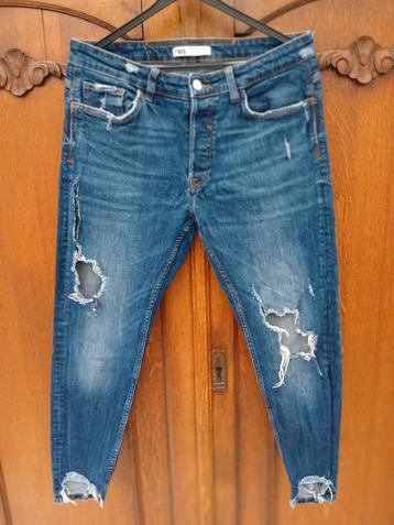 Zara blauw gescheurde jeans maat 42 beschikbaar voor biedingen