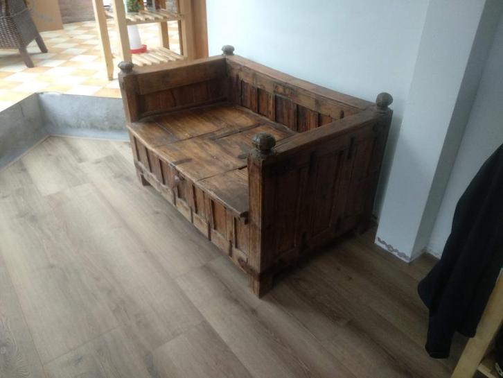 Antieke bruidskist /schatkist India, Huis en Inrichting, Woonaccessoires | Kisten, Gebruikt, 50 tot 75 cm, 50 tot 75 cm, 100 tot 150 cm