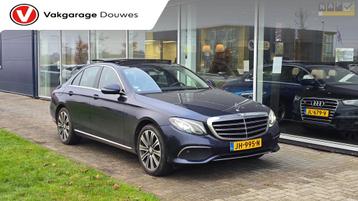 Mercedes-Benz E-klasse 200 Ambition | NAP | Automaat | Pano  beschikbaar voor biedingen