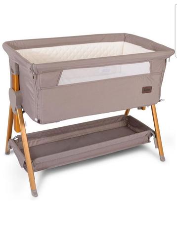Zeer nette Baninni Co-sleeper Elia. beschikbaar voor biedingen