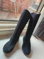 Uggs Laarzen Maat 38, Hoge laarzen, Zwart, Ophalen of Verzenden, Zo goed als nieuw