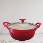 Rode gietijzeren pan met glazen deksel, Gebruikt, Gietijzer, Ophalen of Verzenden, Keramische plaat