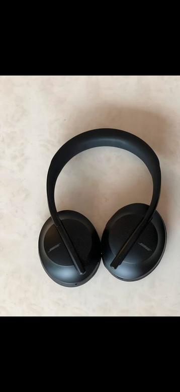 Bose Noise Cancelling Headphones 700 – Black | Like New beschikbaar voor biedingen