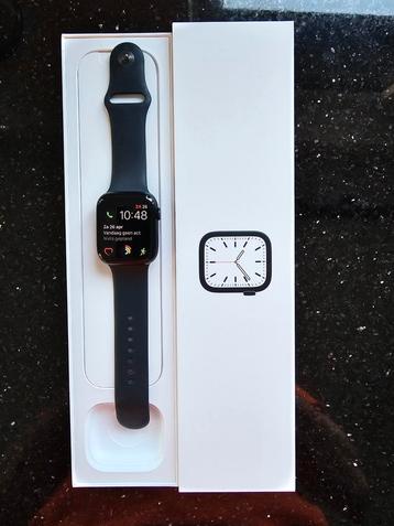 Apple Watch Series 7, 45 mm Alu Mid Sport Band (3 laders!) beschikbaar voor biedingen
