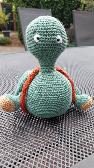 gehaakte knuffel beschikbaar voor biedingen