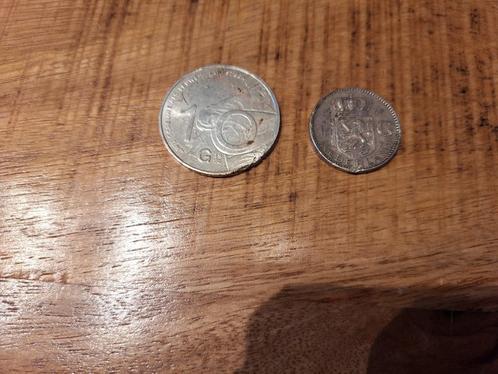 Twee beschadigde zilveren munten - 1x gulden en 1x Jan Steen, Postzegels en Munten, Munten | Nederland, Setje, 1 gulden, Koningin Juliana
