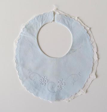 antieke baby slabbetjes  beschikbaar voor biedingen