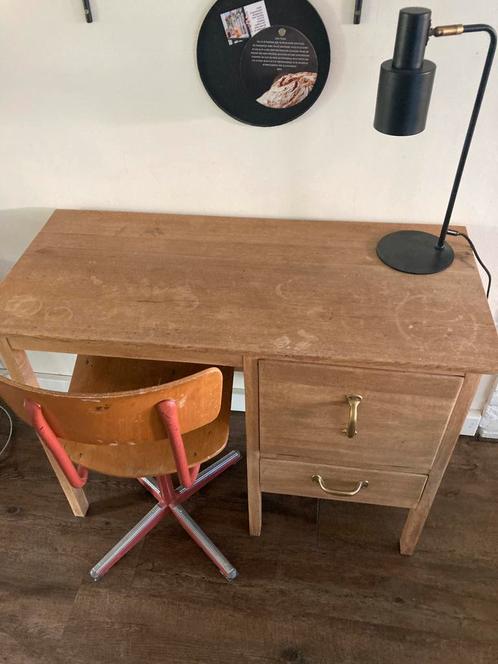 Antiek massief lichteiken bureau met (schoolmeesters) stoel, Huis en Inrichting, Bureaus, Gebruikt, Bureau, Ophalen