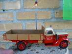 Diorama met licht en truck en straat schaal 1-48, Hobby en Vrije tijd, Modelbouw | Figuren en Diorama's, Diorama, 1:35 tot 1:50
