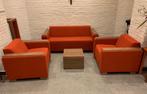 Oranje bank (breedete 172 cm) met twee dezelfde stoelen, Ophalen, Hout, Gebruikt, 150 tot 200 cm