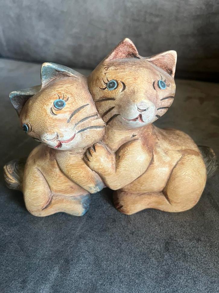 Vintage Jaren '70 Houten Katten Beeldje., Verzamelen, Beelden en Beeldjes, Gebruikt, Dier, Ophalen of Verzenden