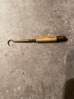 Antieke Knoophaker, Antiek en Kunst, Ophalen of Verzenden