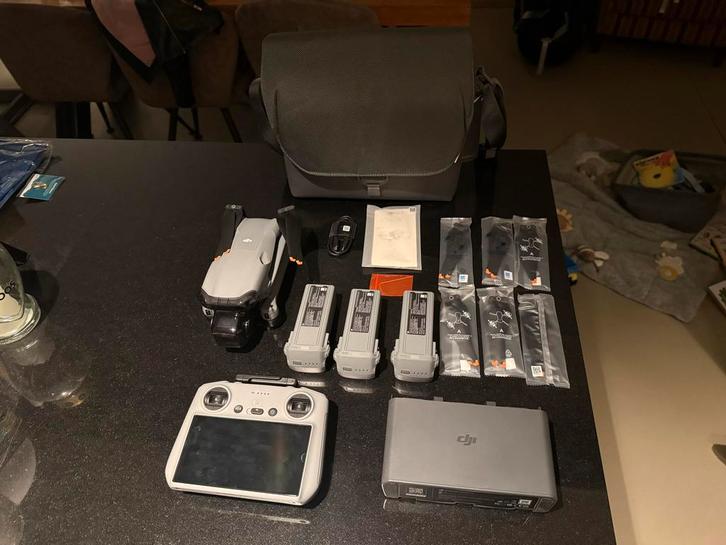 DJI Air 3 Fly More Combo + DJI RC 2, Audio, Tv en Foto, Drones, Nieuw, Drone met camera, Ophalen