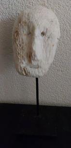 Beeldje / masker op pin - Decoratief Object, Ophalen of Verzenden, Zo goed als nieuw, Mens