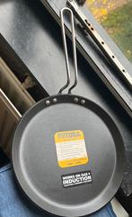 Futura Non stick Flat Pan Made in Germany, Huis en Inrichting, Keuken | Potten en Pannen, Ophalen, Zo goed als nieuw, Koekenpan of Braadpan