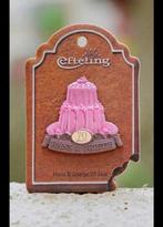 70 jaar Hans en Grietje pin, Verzamelen, Efteling, Ophalen of Verzenden, Zo goed als nieuw, Button of Speldje