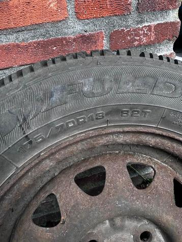 Gebruikte Wiel 175/70R13 beschikbaar voor biedingen