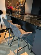 Triangel leren barkrukken te koop., Huis en Inrichting, Barkrukken, Draaibaar, 60 tot 90 cm, Ophalen of Verzenden, Zo goed als nieuw