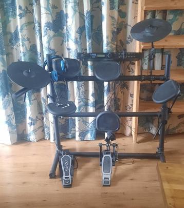 Alesis elecltronisch drumstel met D4 of DM5 module beschikbaar voor biedingen